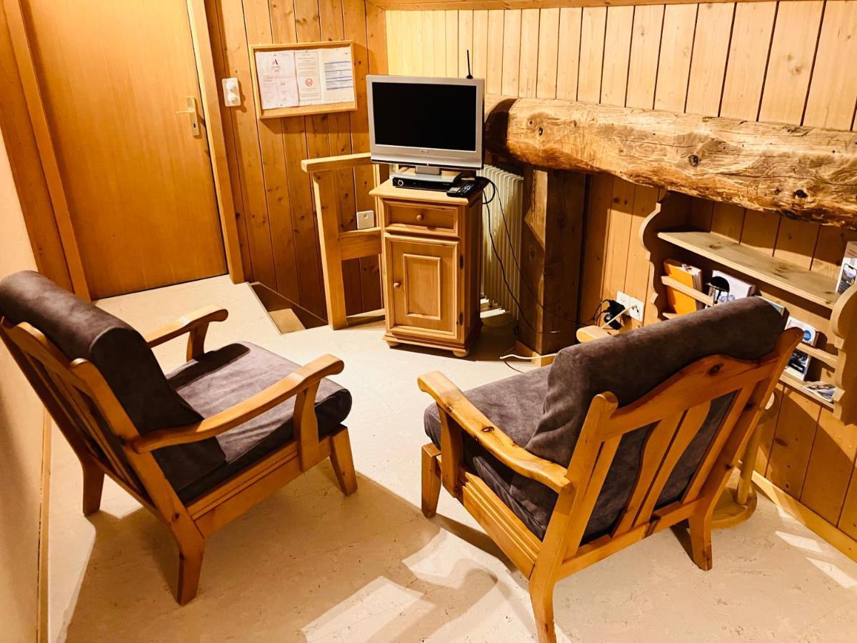 Chesa Margadant Appartement Zuoz Buitenkant foto